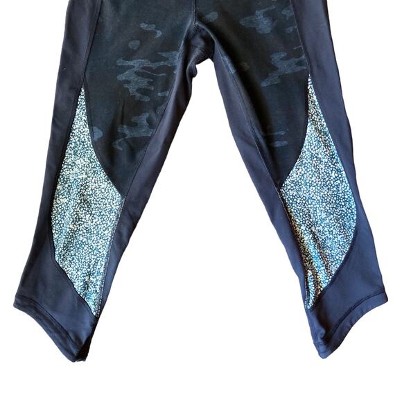Lululemon Wunder Under Crop Blue Camo Pebble Inkwell Leggings size 6 - Picture 3 of 10